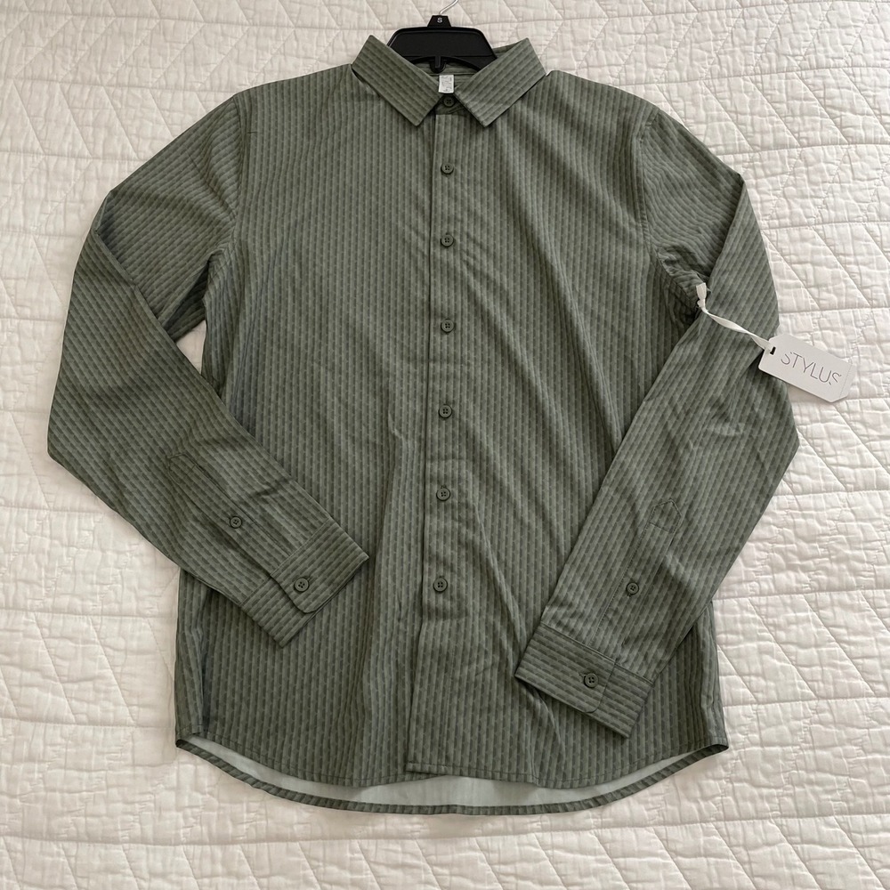Stylus Mens Green Print Long Sleeve Button Down Shirt Small NWT 589-0429 0265